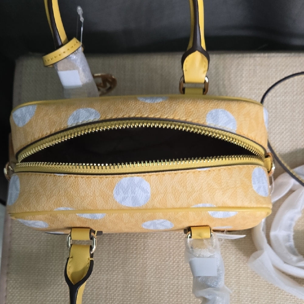 Michael Kors Yellow and White Satchel with Leather Trim - Picture 7 of 9